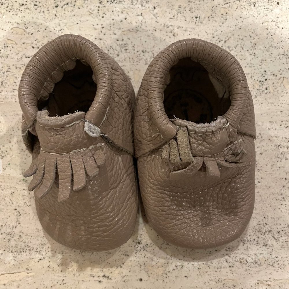 Freshly Picked Baby Crib Shoes / Moccassins US 1